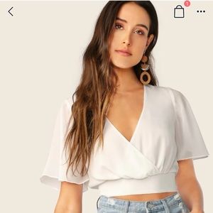 ROMWE- Butterfly Sleeve Crop Top. Size- S